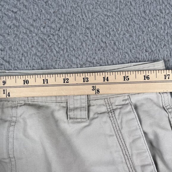 Columbia Omni-Shield Beige Cargo Shorts Sz 34 - Picture 7 of 8